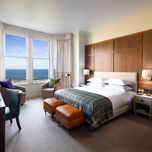 Deluxe King Room Sea View